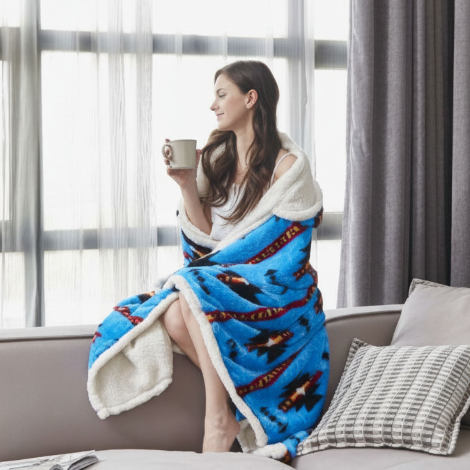 1-Pack Standard Size Hooded Sherpa Throw Blanket – 100% EF-Velboa Micro Polyester, Buttery Soft & Luxuriously Thick Loft, Supportive Warmth for Relaxing Comfort