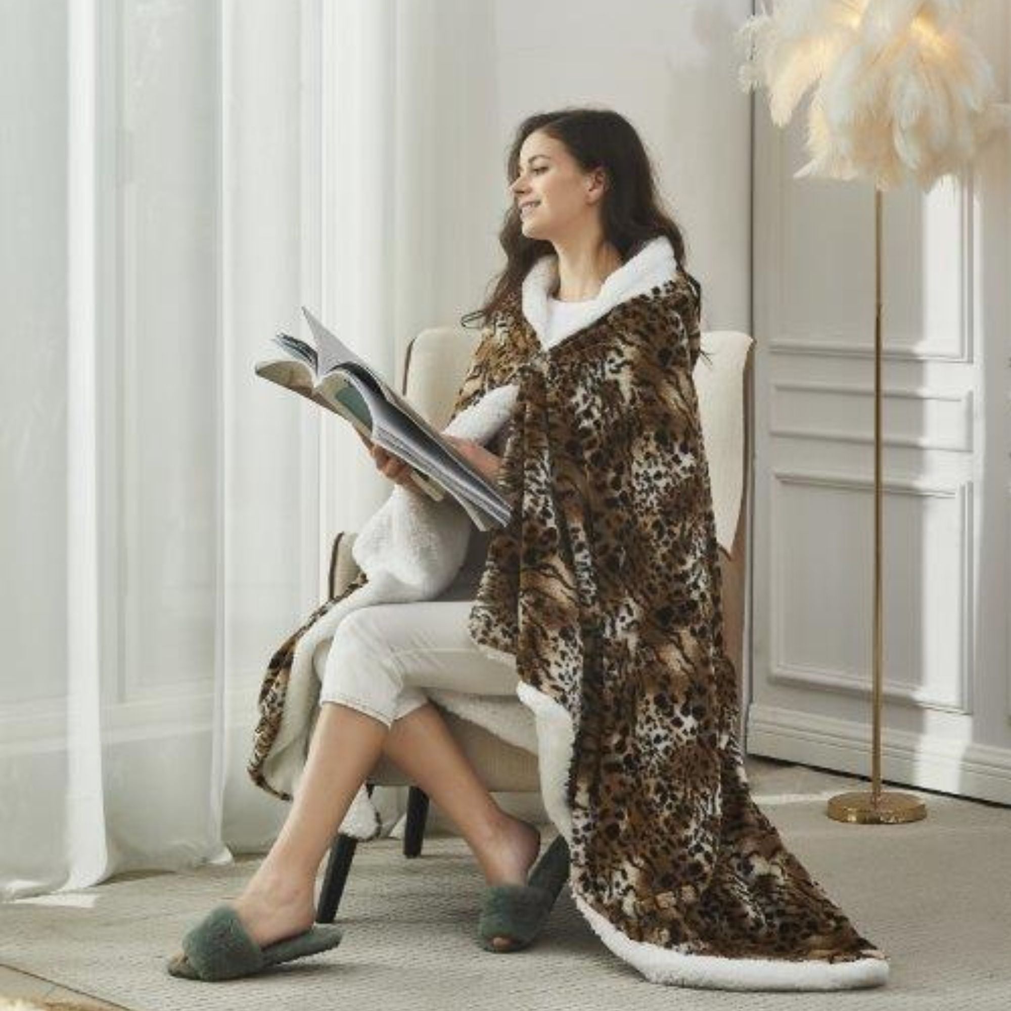 1-Pack Standard Size Hooded Sherpa Throw Blanket – 100% EF-Velboa Micro Polyester, Buttery Soft & Luxuriously Thick Loft, Supportive Warmth for Relaxing Comfort