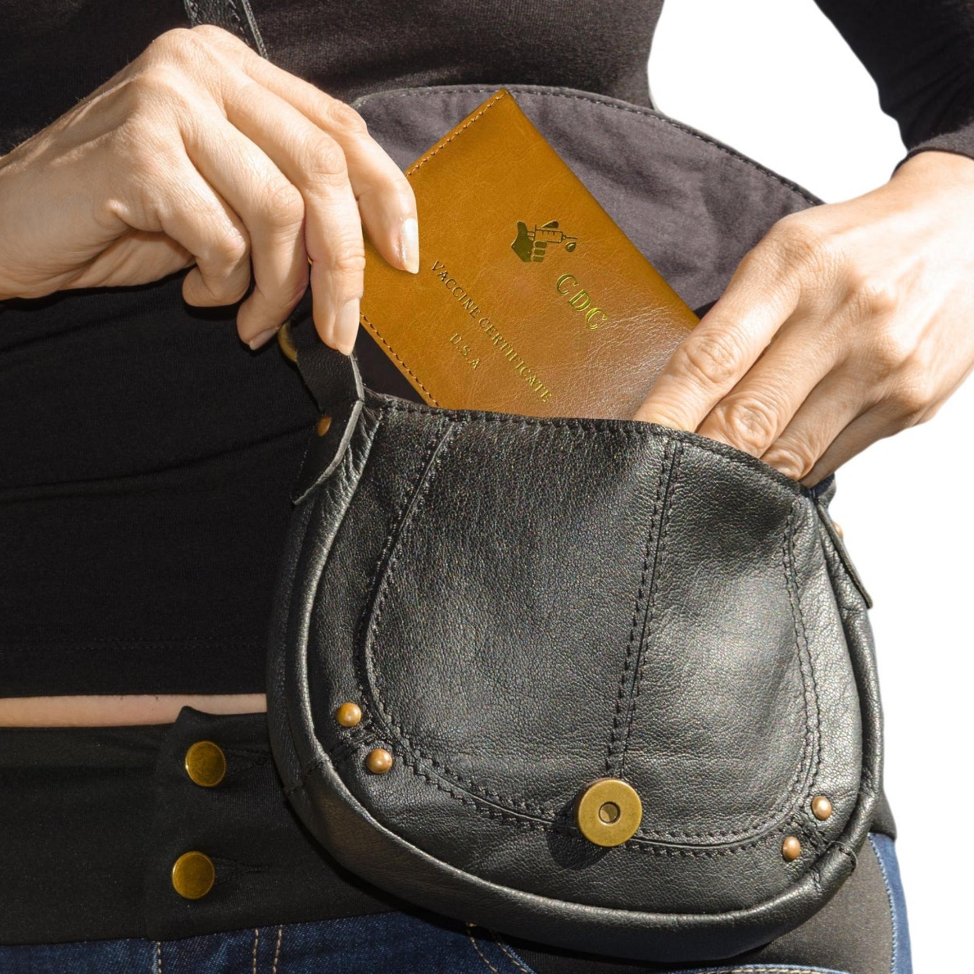 3-Pack: CDC Vaccination Record Holder