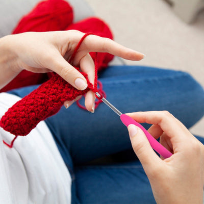 38-Pieces Ergonomic Crochet Hooks Set with Case
